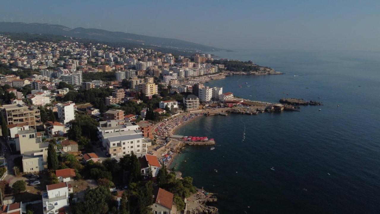 Buskovic Apartment Dobra Voda Exterior photo